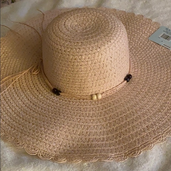 Hat - Picture 2 of 4